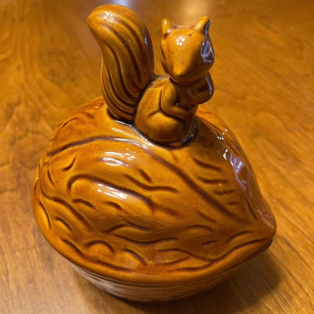 Vintage Squirrel Cookie Jar MCM Squirrel Kitsch Squirrel Nut Dish